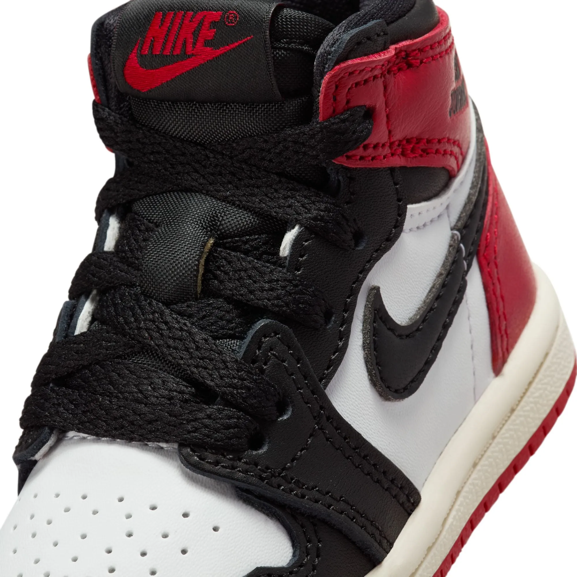 Air Jordan 1 Infants High OG Shoes
