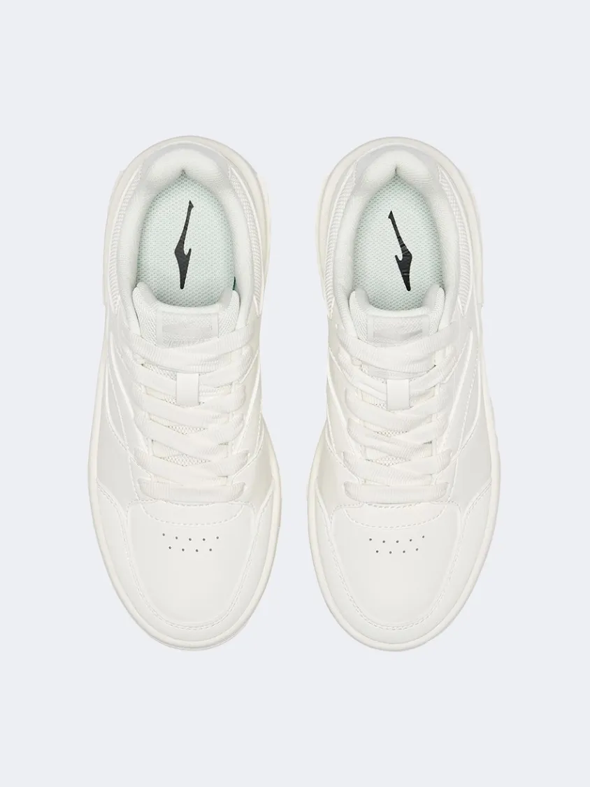 Erke Skateboard Women Lifestyle Sneakers Light White